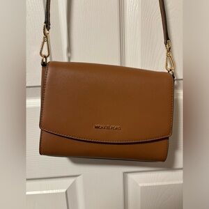 Michael Kors Ellis Medium Flap Messenger Bag 💼 Brown